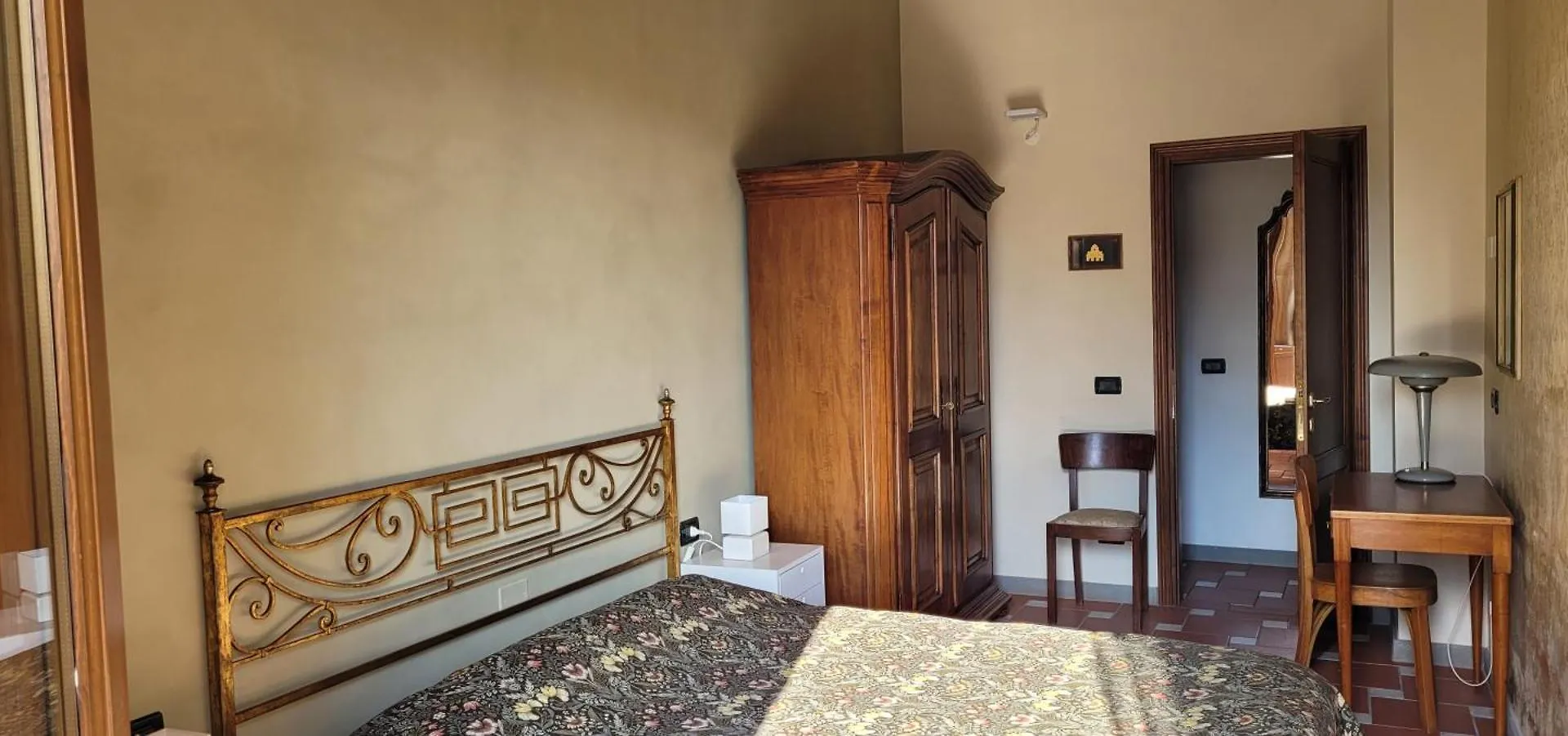 Apartamento Vista Su Giardini Storici In Oltrarno Florencia Italia