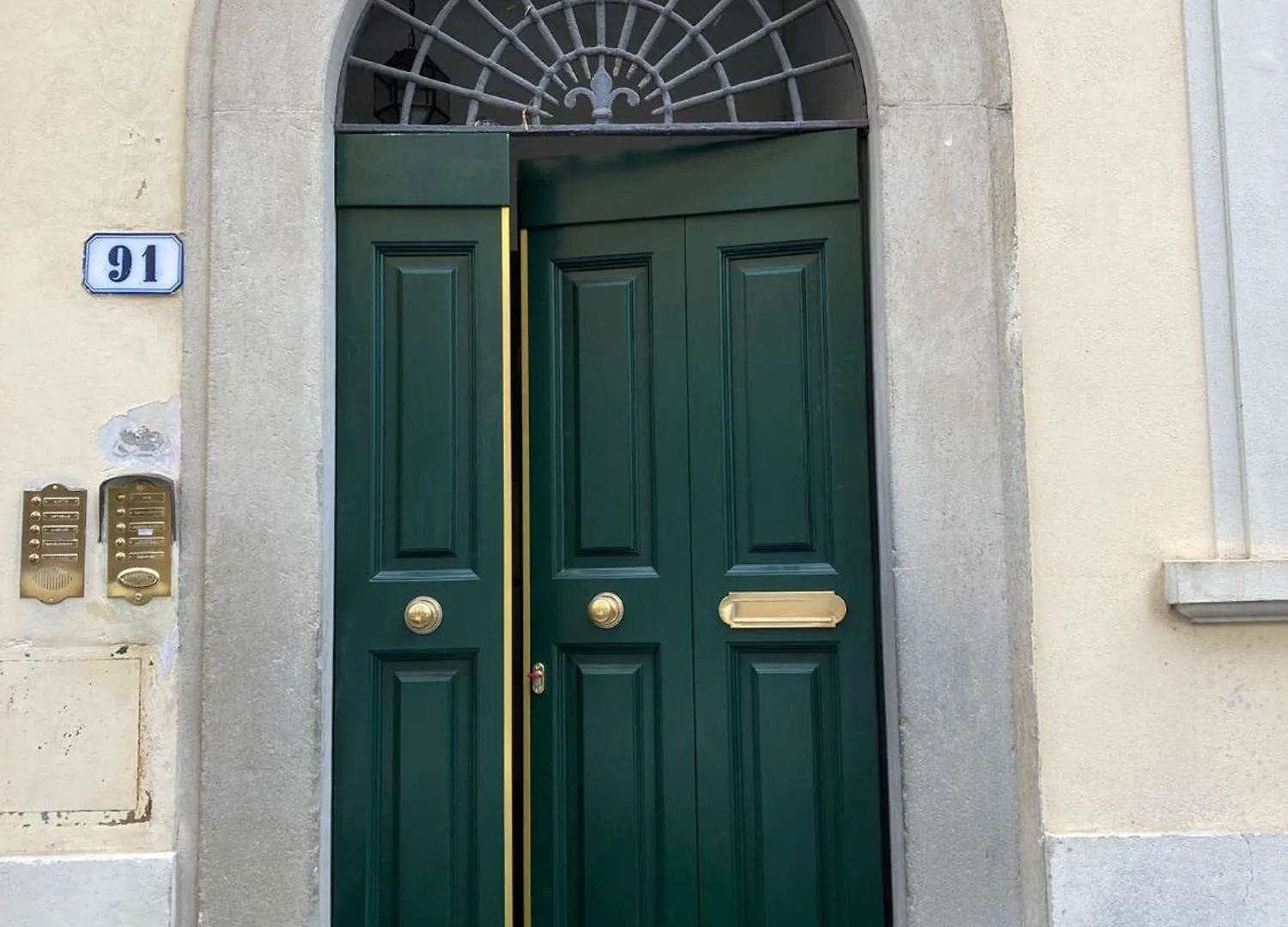 Apartamento Vista Su Giardini Storici In Oltrarno Florencia